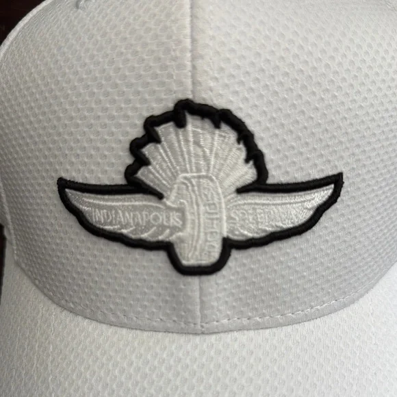Indianapolis Motor Speedway NWT White Nascar Hat 100% Cotton adjustable - Picture 2 of 5